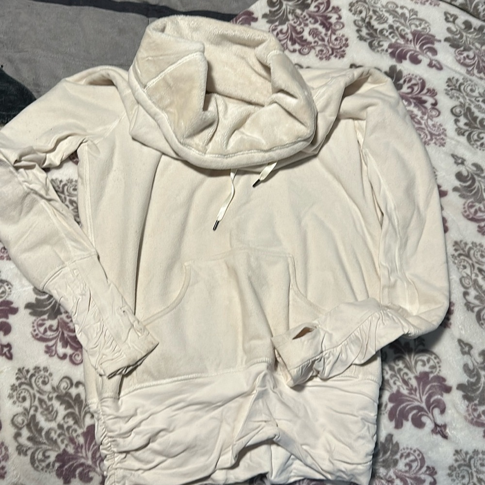 Lululemon fleece